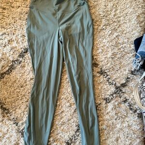 Lululemon 7/8 Athletic Leggings